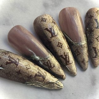 2025年】新着順｜#ルイヴィトンネイルのネイルデザイン｜ネイルブック