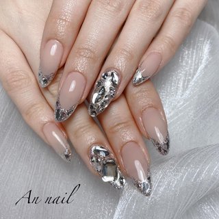 人気順｜ジェルネイル/#ビジューネイル宝石ネイルのネイルデザイン