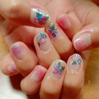 押し花 ブルー マニキュアのネイルデザイン ネイルブック