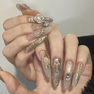✨NAIL QUEENS✨ ———————————————
ご予約はこちら↓
LINE ID nailqueens07
ins；NAiLQUEENS707

minimo。DMからも受け付けております

営業時間 10:00～20:00
定休日 不定休
住所　横浜市中区福富町西通り5-4
TEL 080-9190-5207
——————————————————
#お客様 #ハンド 
＃キラキラ 
#nailqueens
＃ケア＃ジェル#スカルプ＃フットジェル
＃ネイル#アートし放題
#横浜ネイル #成人式 #卒業式 #入学式 #ハンド #ロング #ポイント #お客様 #ヨシムラ #ネイルブック