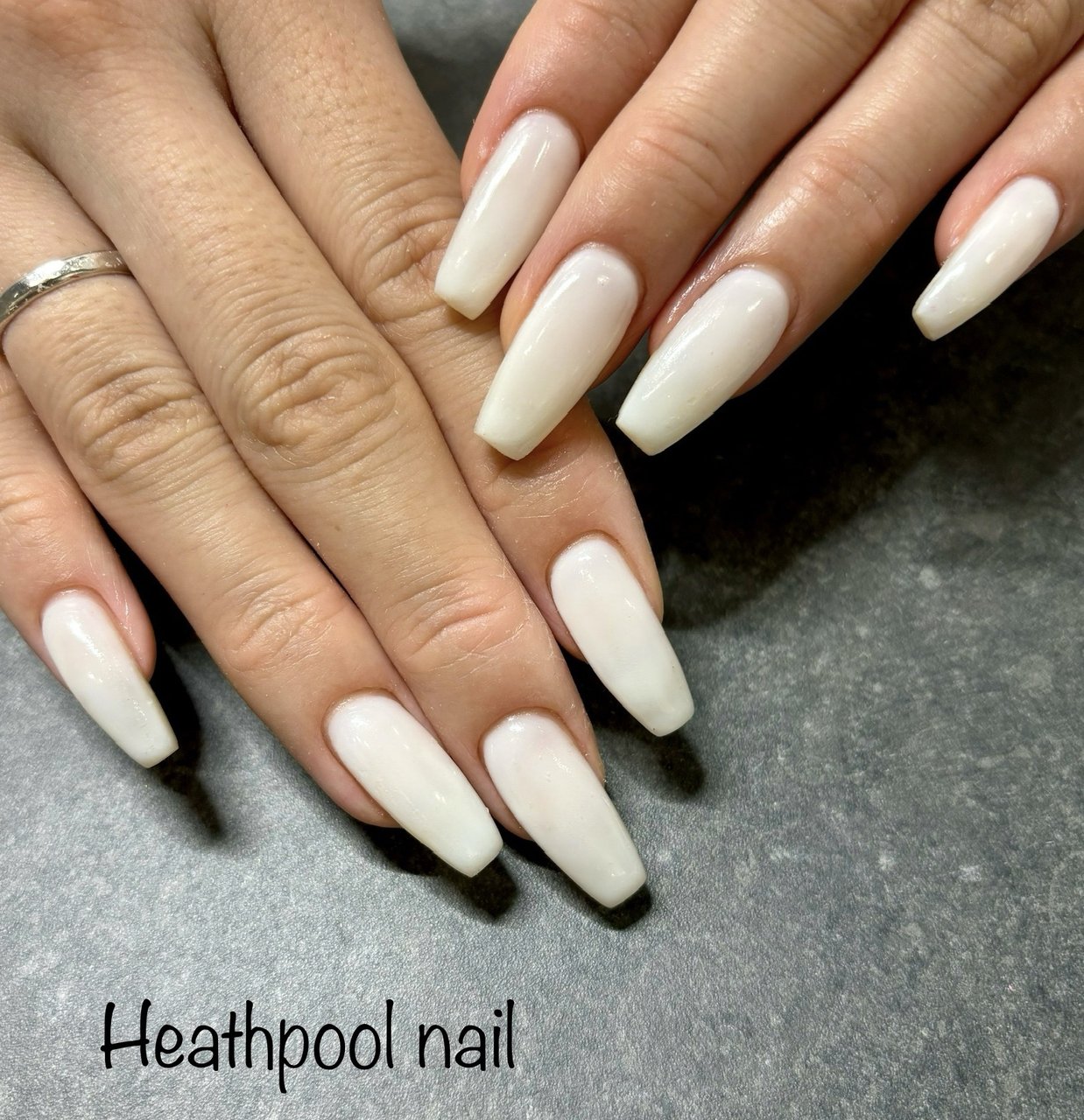 ハンド/ワンカラー/シアー/ホワイト/ジェルネイル - heathpoolnailの