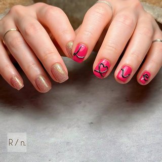LOVEネイルのネイルデザイン｜ネイルブック