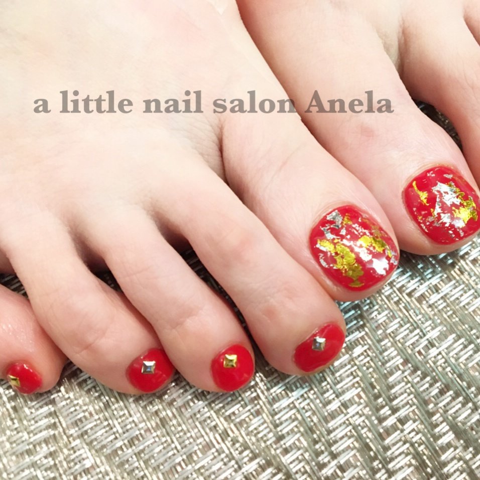 夏 海 リゾート フット ラメ A Little Nail Salon Anelaのネイルデザイン No ネイルブック