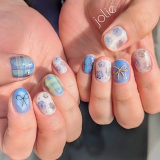 【オーダー】ネイルチップ　目玉　手書きフラワー　お花　ネイビー　ニュアンス韓国 オーダー】ネイルチップ 目玉 手書きフラワー お花 ネイビー