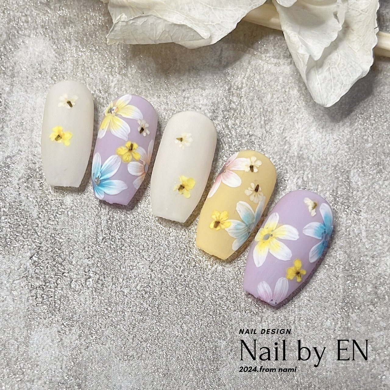 春/フラワー/押し花/パステル/ジェルネイル - Namiのネイルデザイン[No  