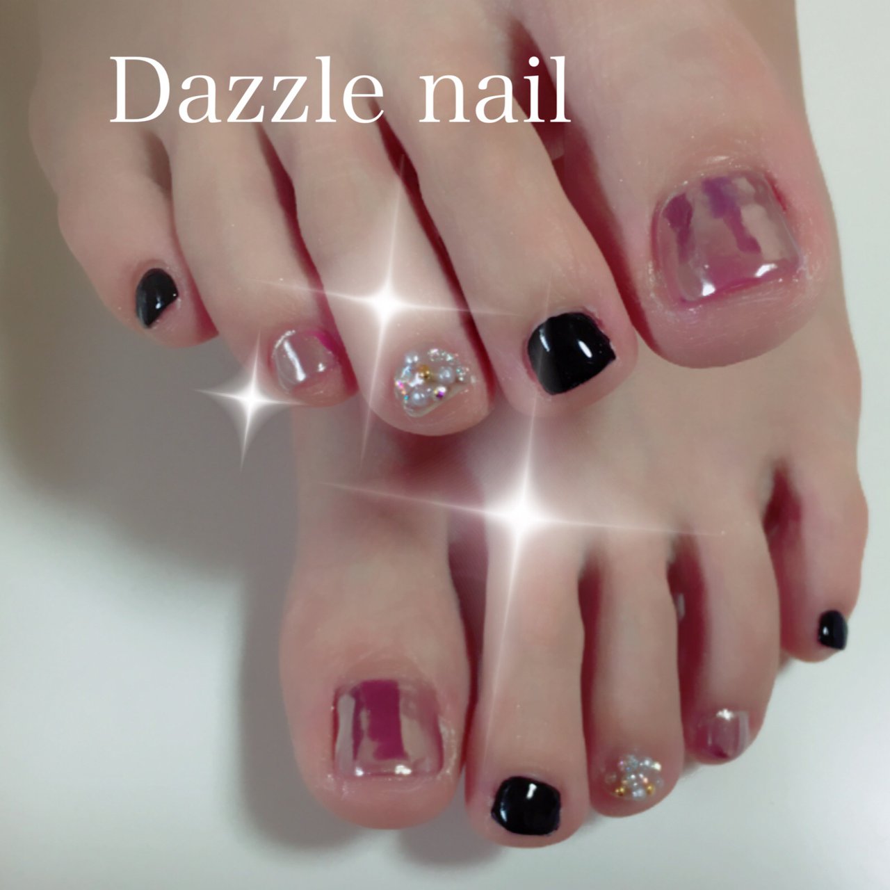 リダクター 規制する まもなく フット ネイル 黒 ピンク 寄り添う 散文 スクラップ