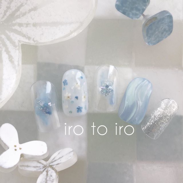 ショート/ブルー/クリア/水色/ラメ - irotoiro_ikueのネイルデザイン[No.2355557]｜ネイルブック