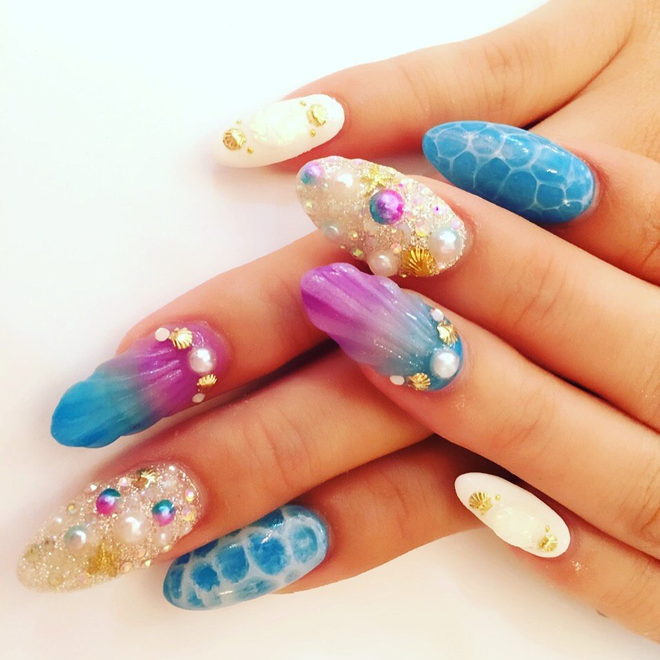 ハンド 人魚の鱗 ロング スカルプチュア お客様 Nailsgogo Shibuya Nailsalonのネイルデザイン No ネイルブック