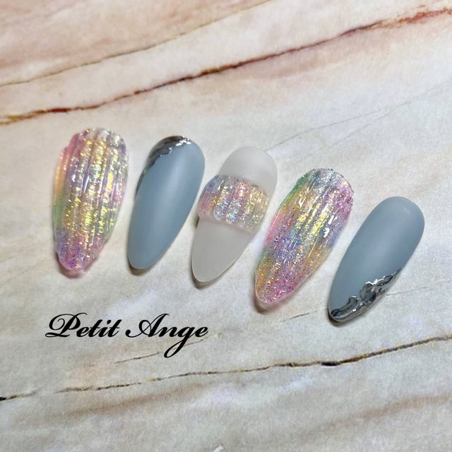 この春絶対やりたい！大注目のバカラネイル|2024最新ネイルデザイン 