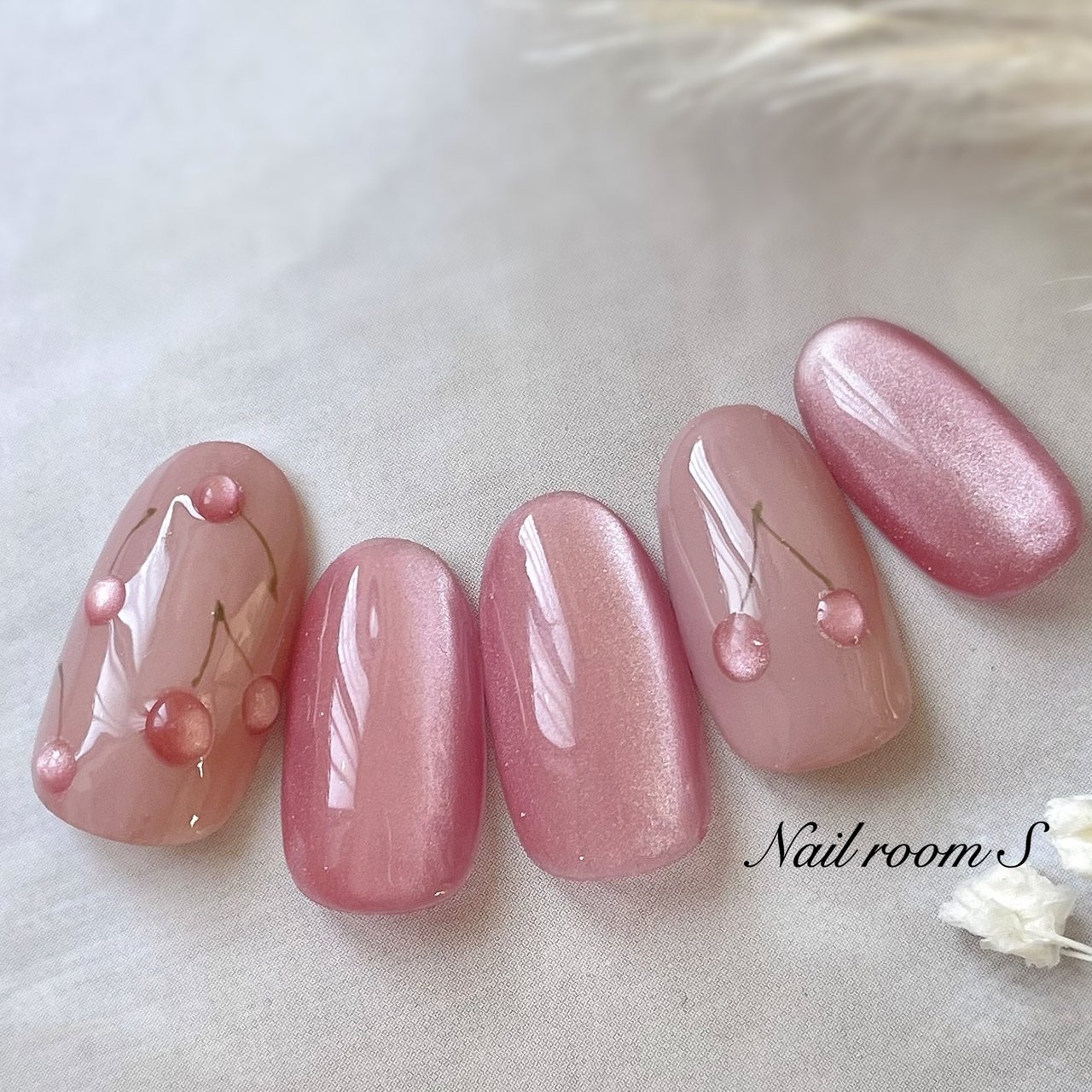 手が綺麗に見えるネイル 春 オフィス ブライダル ハンド - Nailroom  S Shiho Hiratouのネイルデザイン[no 