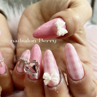 ビジュー/チェック/ハートのネイルデザイン｜ネイルブック 