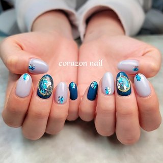 お客様ネイル💅 【選べるデザインコース】
よりセレクト✨

☆ホログラムネイル☆

サンプルからカラーチェンジで『ペールブルー』に🎵

清涼感もあってストレス感じやすいこの時期にネイル見てリフレッシュできそう✨

#選べるデザインコース
#ホログラムネイル #ペールブルーネイル
#オフィスネイル#トレンドカラーネイル#シアーネイル
#プライベートネイルサロン #corazonnail105 #コラソンネイル
#武蔵浦和ネイルサロン
#定額ネイル #春 #夏 #梅雨 #浴衣 #ハンド #ホログラム #ブローチ #ワイヤー #大人 #シアー #ミディアム #オーバル #水色 #ネイビー #シルバー #ジェルネイル #お客様 #武蔵浦和　corazon nail #ネイルブック