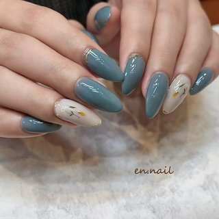 2024年】新着順｜ブルー(青)/#ミラー囲みネイルのネイルデザイン  