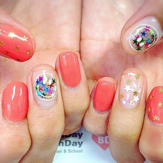 21年 新着順 ハンド 痛ネイル ニコちゃんネイルのネイルデザイン ネイルブック