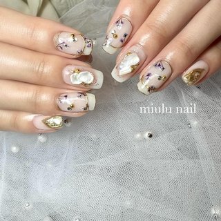 29))ホワイトネイル ネイルチップ フレンチガーリー ホログラム 囲みネイル 61aSkMhdpAL._UF350,350_QL50_.jpg