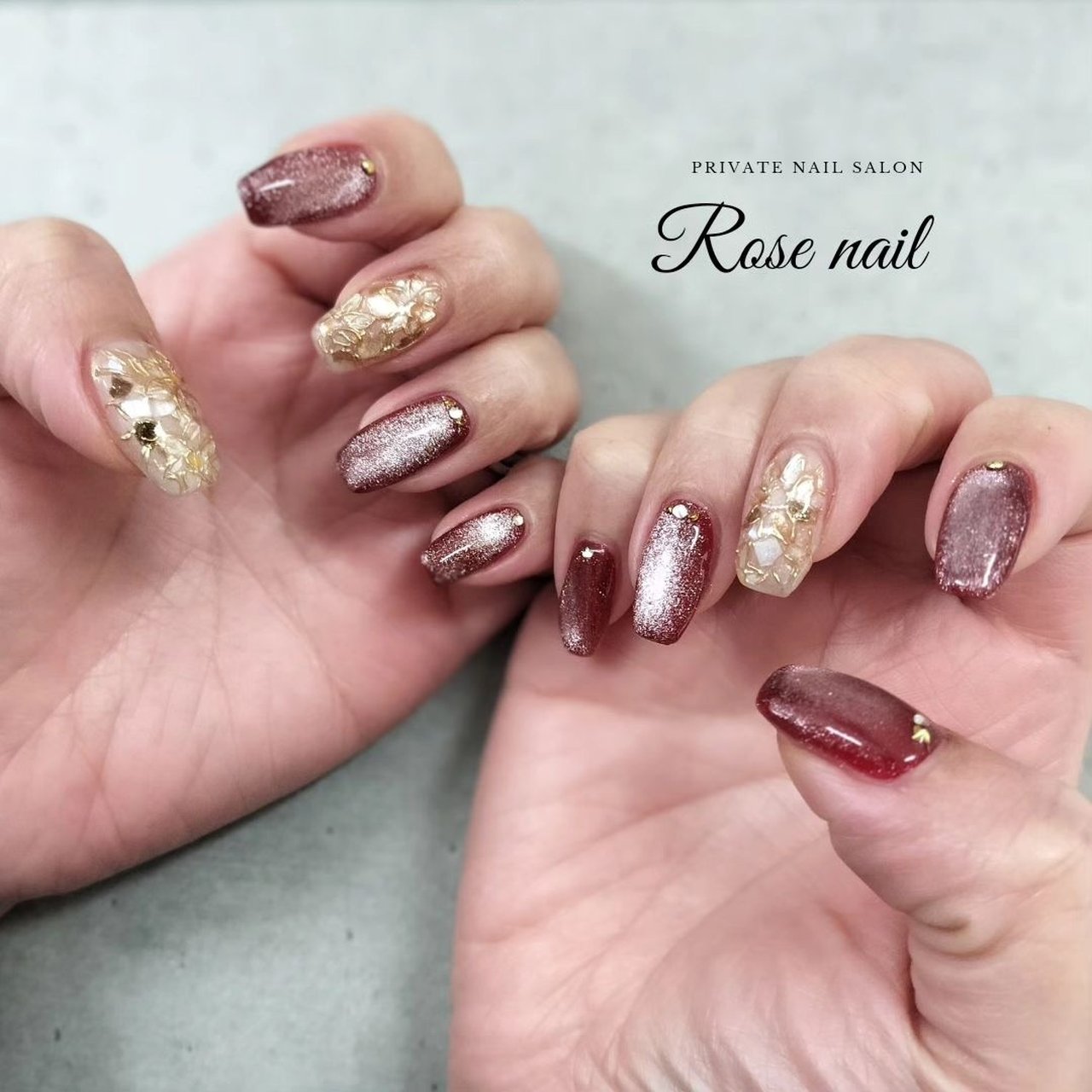ピンクの薔薇の鏡 ステンドグラス （ピンクのバラのつぼみ(六