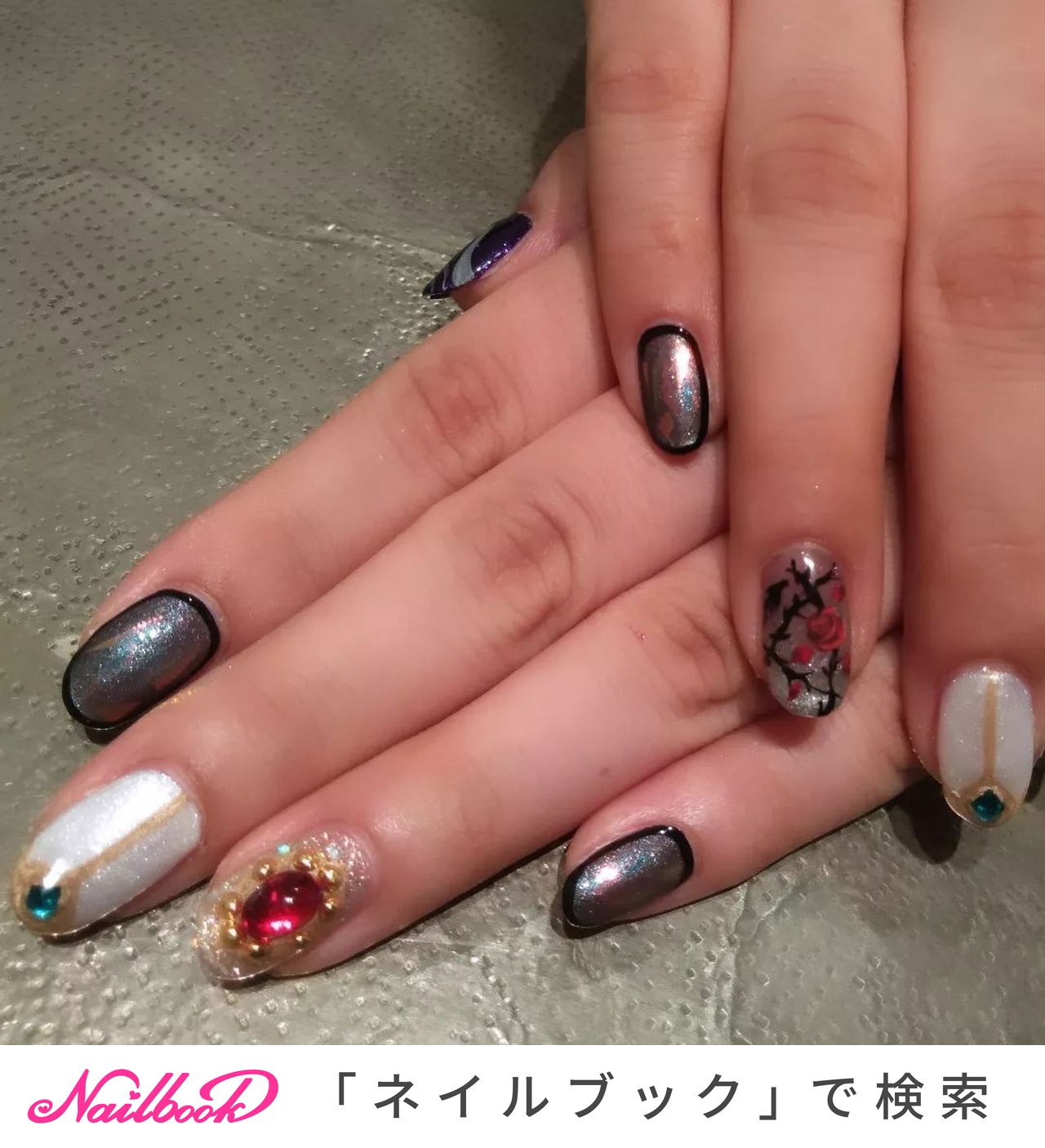 秋/冬/ハンド/痛ネイル/ワンホン - musa.ariのネイルデザイン[No