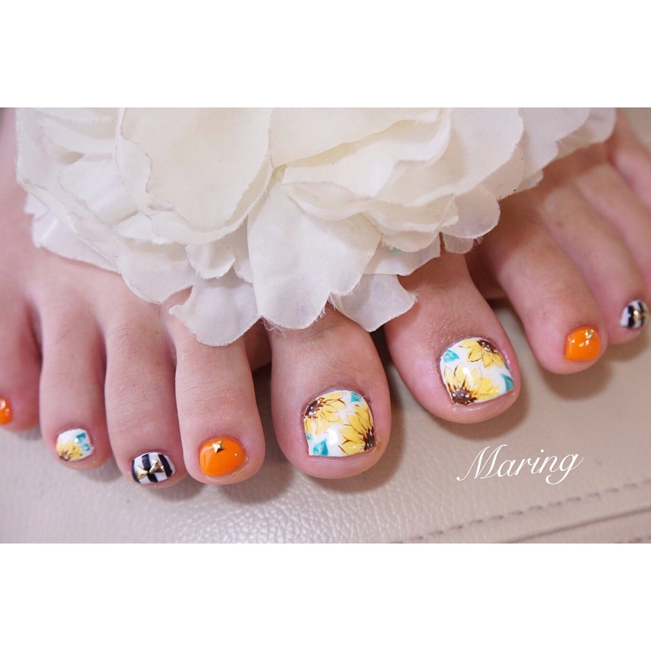 夏 海 フット フラワー オレンジ Nailsalon Maring マリング のネイルデザイン No ネイルブック