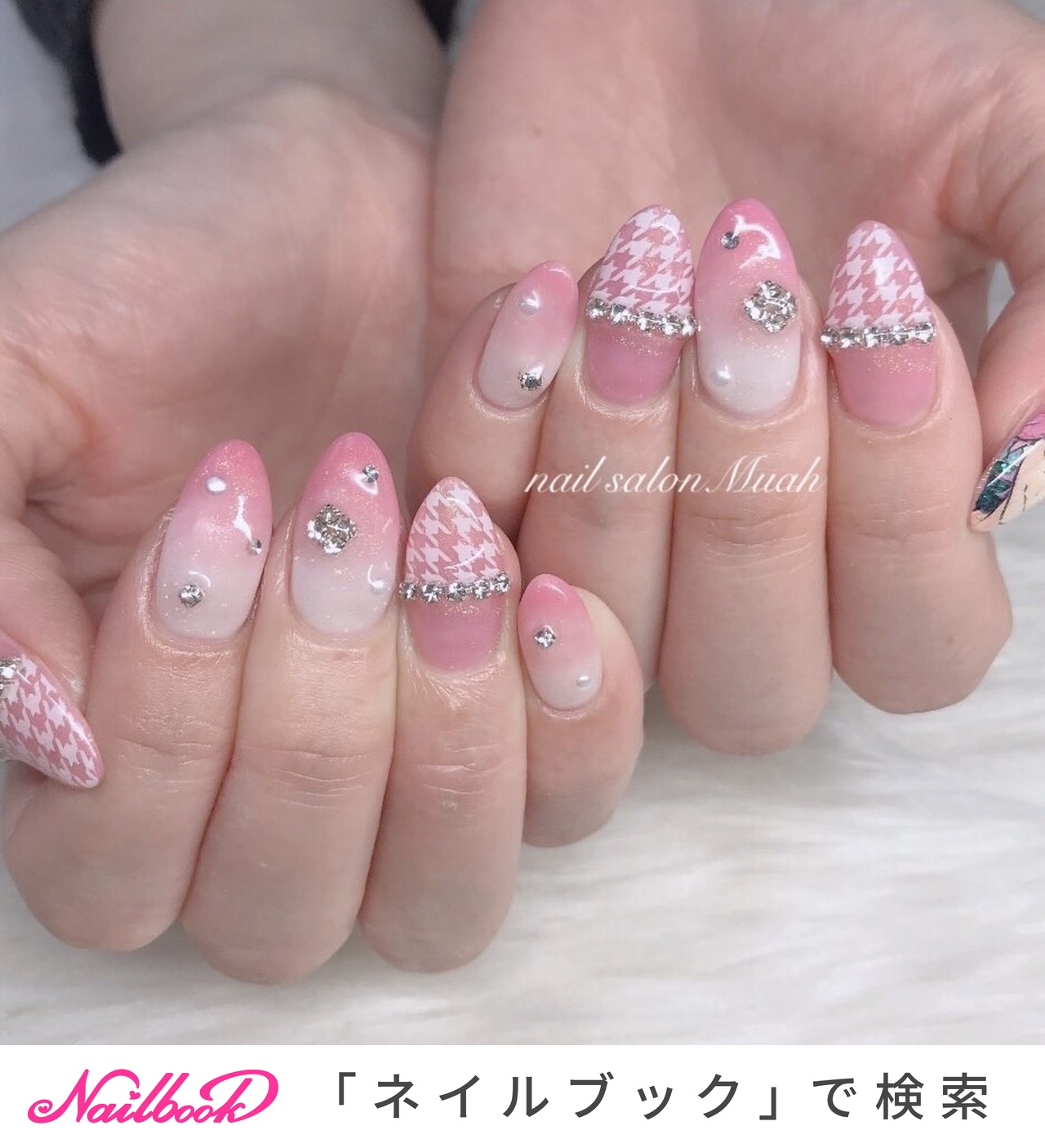 正規店仕入れの HIYORIのネイルデザイン[No.8749111]｜ネイルブック ネイルチップ・付け爪
