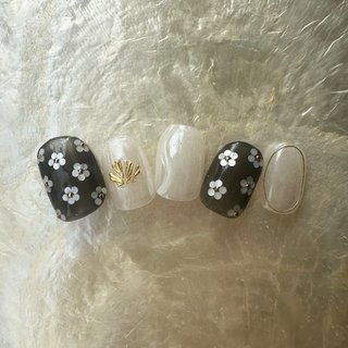 2024年】新着順｜ブラック(黒)/＃貝殻ネイルのネイルデザイン｜ネイル  