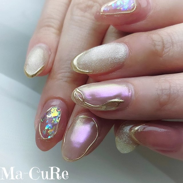 人気ネイルデザインTOP10】夏の大人ニュアンスネイルで上品に爽やかに