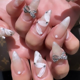 2024年】新着順｜ホワイト(白)/#プリンセスのネイルデザイン｜ネイルブック 