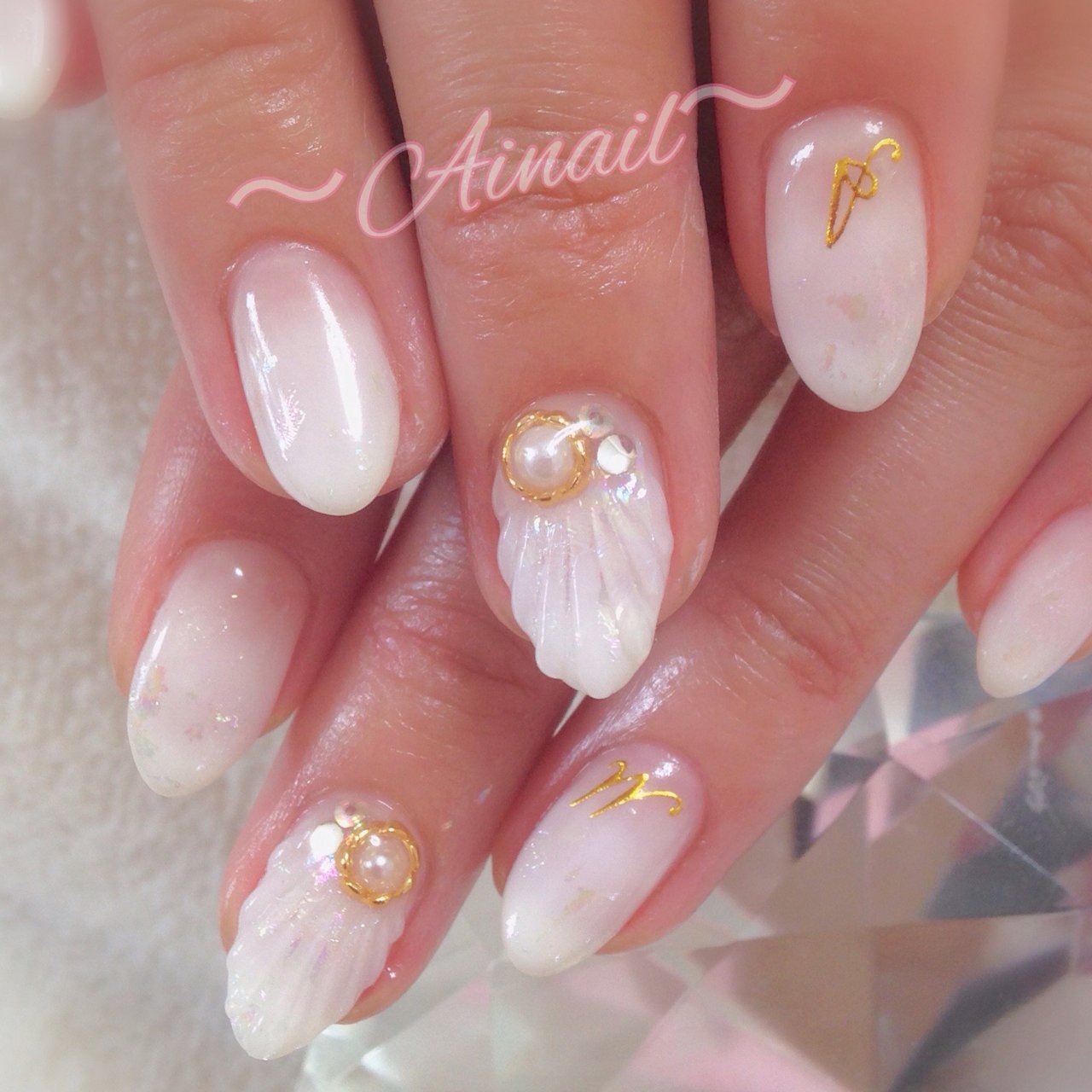 マーメイド 貝殻 ネイル白 夏 海 オフィス ブライダル ハンド - Ainail 