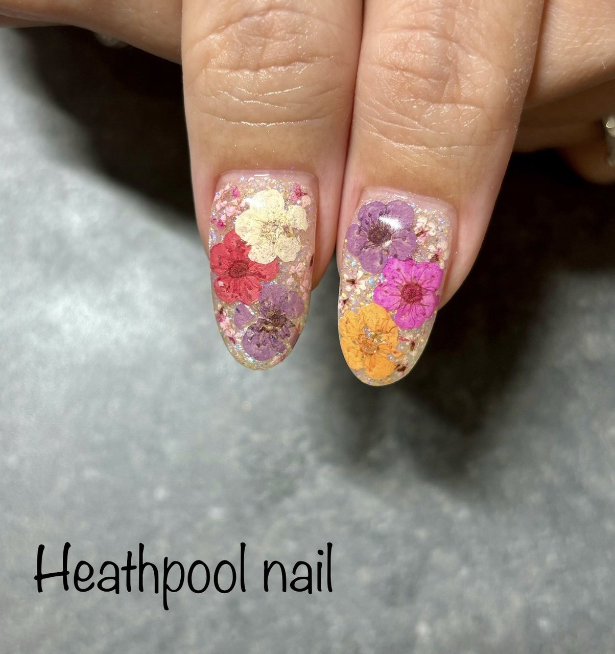 ハンド/ラメ/フラワー/押し花/クリア - heathpoolnailのネイルデザイン