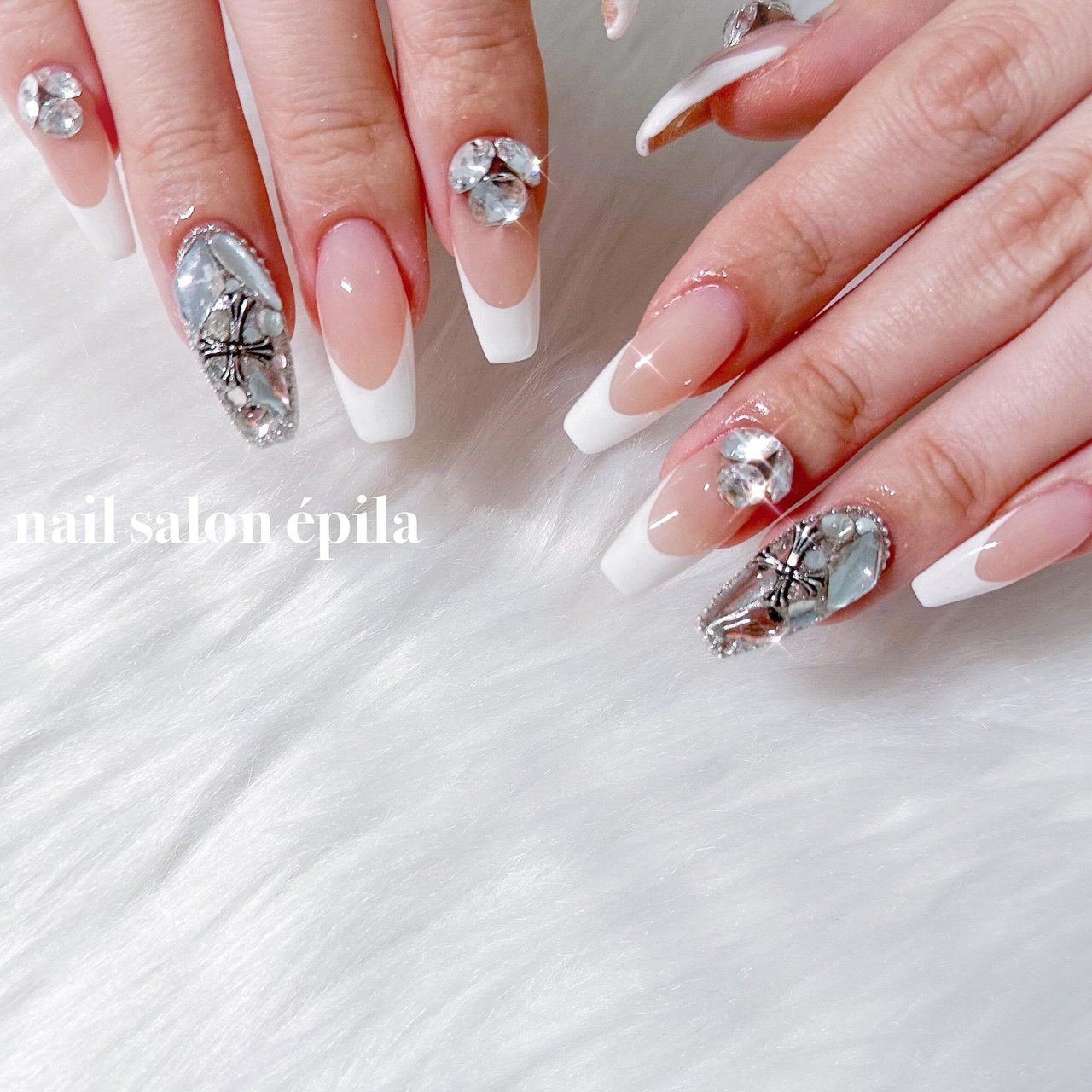 ネイルチップ 量産型 白 ホワイト 埋め尽くし キラキラ 韓国 ワンホン 地雷