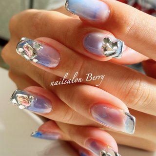  #ニュアンス #アイシング #インクネイル #キラキラ #シアー #ミディアム #スクエア #水色 #ブルー #シルバー #ネイルサロンBerry #ネイルブック