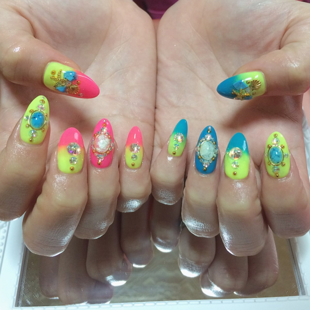 夏海リゾートライブハンド Kkknailのネイルデザインno2386706