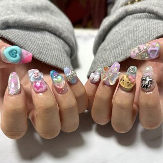 【新品未使用】クロムハーツ ネイルラッカー クィィーン 15ml 試してみた】ネイルラッカー クロムハーツの人気色