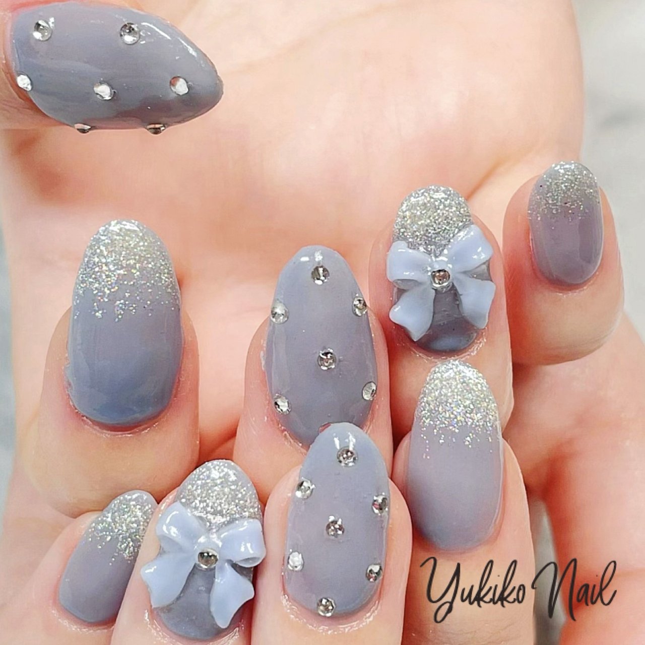 ユキ YUKI ゆきんこ 大きな Neil Relax クッション ネイル オールシーズン/ハンド/ラメ/リボン/ワンホン - ユキコネイルのネイル