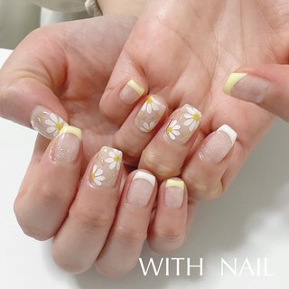 ・ 
フラワーnail*° ・ 
 “mary”art
┈┈┈┈┈┈┈┈┈┈ ・
❁︎アート10本コース7,180円
（デザイン事前送付6,780円）

┈┈┈┈┈┈┈┈┈┈ ・

《JR和歌山駅徒歩4分》
❁駐車場あり🅿️
❁定額制サロン
❁マシンを使用せず手技のみで丁寧・痛みの少ない施術◎
❁InstagramコメントやDMメッセージ予約不可
　ご予約・問い合わせ・求人募集はプロフィール　　　　
　URLのネイルブックからお願いします💅

・
#初夏#初夏ネイル#初夏ネイル2024
#夏#夏ネイル#夏ネイル2024
#5月#5月ネイル#6月#6月ネイル
#フラワー#フラワーネイル
#フレンチ#フレンチネイル
#イエロー#ホワイト#クリア#ラメ
#大人可愛い#大人可愛いネイル
#上品#上品ネイル#大人上品
#和歌山市ネイル#和歌山市ネイルサロン
#WITHNAIL#WITHNAIL和歌山
#nailbook_fan
#ありがとうございました♡ #春 #夏 #オールシーズン #ハンド #フレンチ #ラメ #フラワー #ショート #スクエア #ホワイト #クリア #イエロー #ジェルネイル #お客様 #mary #ネイルブック
