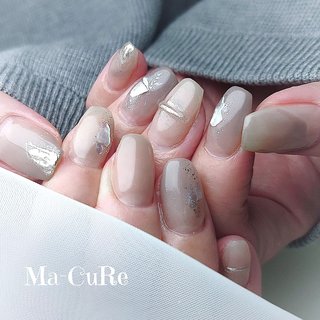 くすみグレージュうずらニュアンスネイル シルバーラメ ミラー 韓国 ちゅるん 秋 くすみグレージュうずらニュアンスネイル シルバーラメ ミラー