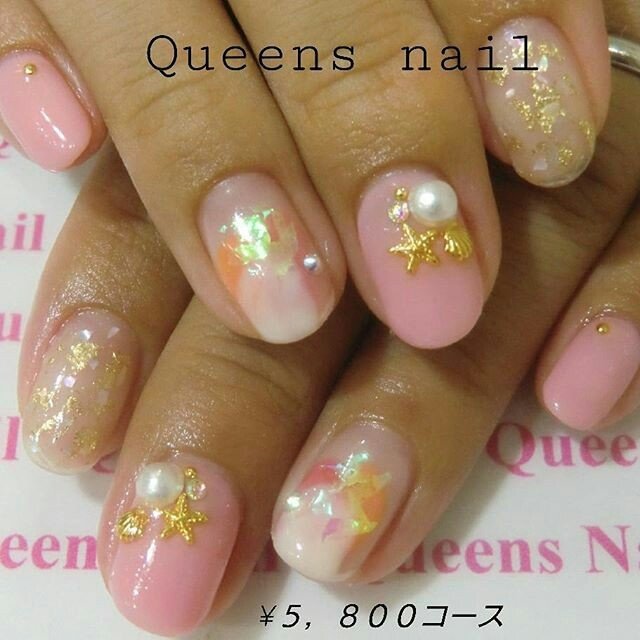 クイーンズネイルのネイルデザイン No ネイルブック