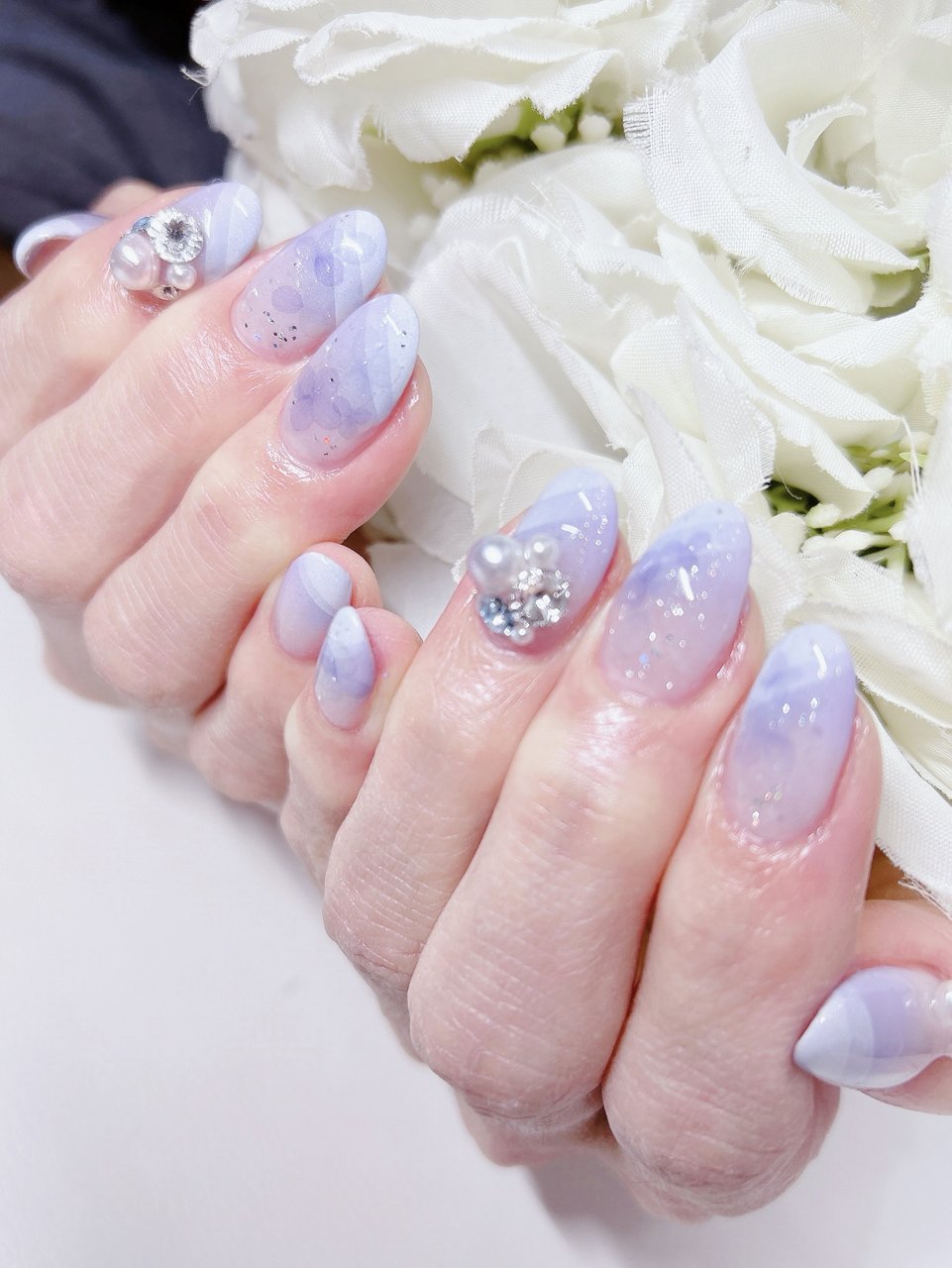 ネイルチップ フレンチ ビジュー フラワー キラキラ