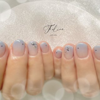 流れ星のネイルデザイン｜ネイルブック 