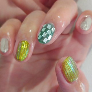 バカラNail＆ミラーホロNail💚💛 
•••┈┈┈┈••✦••┈┈┈┈•••

Private　Nail　Salon
Rain Drops

open　月～金　9時～17時

•••┈┈┈┈••✦••┈┈┈┈••
🪐ご予約はネイルブックまたはDM
 からお願いします

🌍️ご予約完了後にご住所を
お知らせします

🌜️お客様用駐車場1台分ございます

🌞土日のどちらがで1名様のみ承ることができますのでご相談ください

🌠祝日は完全にお休みになります

•••┈┈┈┈••✦••┈┈┈┈••
#韓国
#韓国ネイル
#韓国ヘア・メイク
#韓国ブライダル
#ブライダルネイル
#フラッシュネイル
#春ネイル
#夏ネイル
#バカラネイル
#フレンチネイル
#個性派ネイル
#ニュアンスネイル
#ブルーネイル
#グラデーションネイル
#インクネイル
#フレンチネイル
#シルバーネイル
#ミラーネイル
#ミラーボールネイル
•••┈┈┈┈•••┈┈┈┈••• #手が綺麗に見えるネイル #春 #夏 #梅雨 #ハンド #オーロラ #ミラー #キラキラ #シアー #ミディアム #オーバル #イエロー #グリーン #シルバー #ジェルネイル #お客様 #Ishimaru Ua #ネイルブック