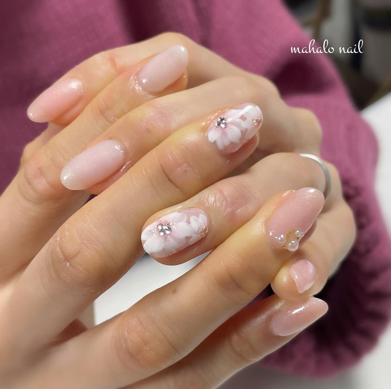 オフィス/シンプル/フラワー/大人/ピンク - mahalo_nailのネイル  