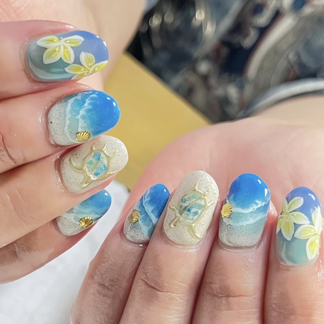 保存版】夏に咲く花のフラワーネイル25選|2024最新ネイルアート