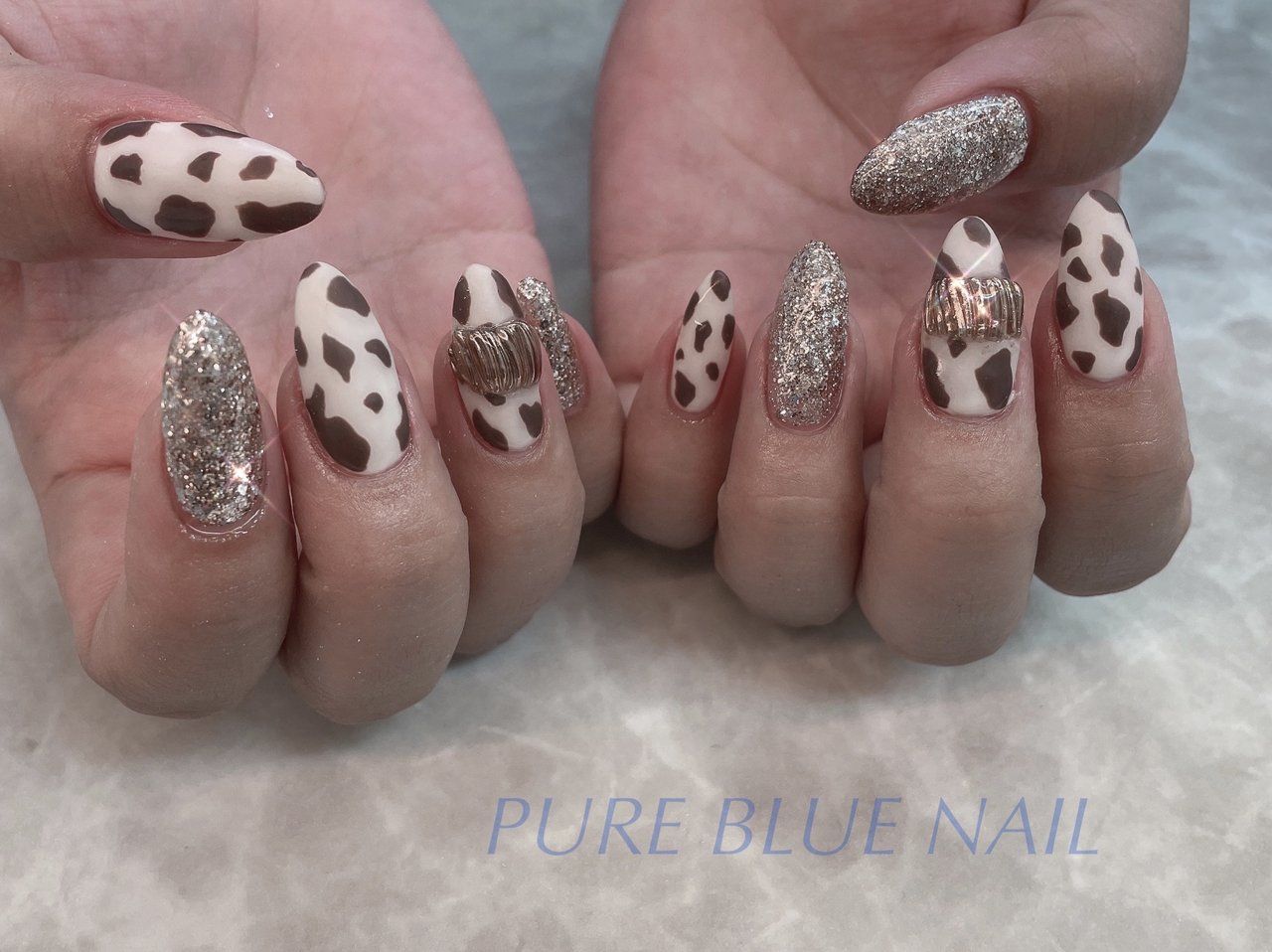 PURE BLUE NAILのネイルデザイン[No.8824117]｜ネイルブック