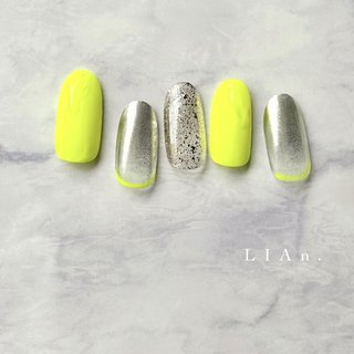 ミラーグラデーションネイルのネイルデザイン(2ページ目)｜ネイルブック 