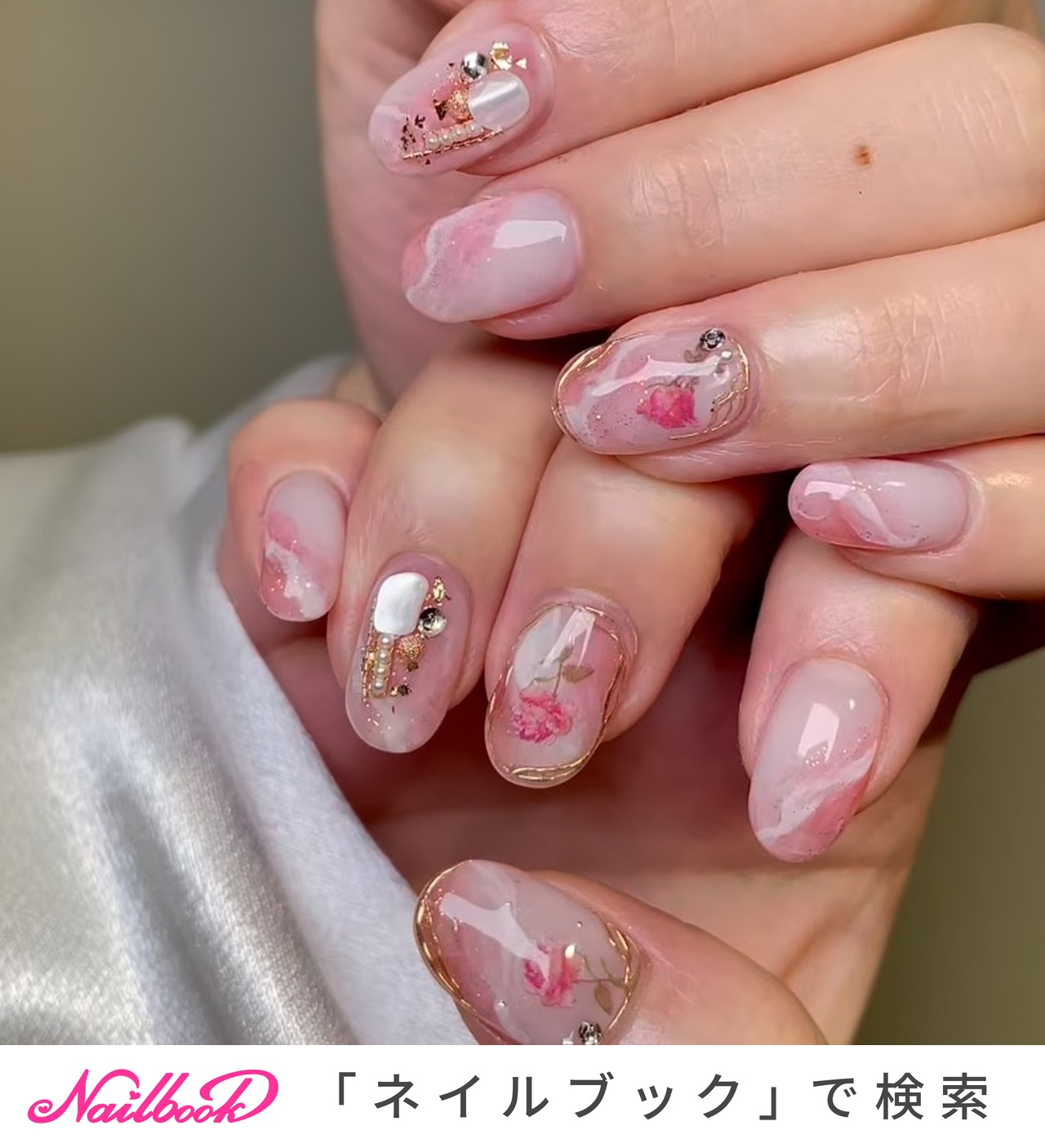 S.ページ　ネイルパーツ F1013】バラのネイルシール 大人し