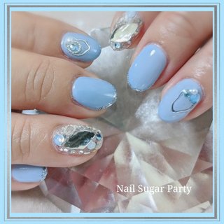 ビジュー/ワンカラー/ピンク/パープル/お客様 - Nail Sugar Party ～ﾈｲﾙｼｭｶﾞｰﾊﾟｰﾃｨ～のネイル デザイン[No.3836612]｜ネイルブック