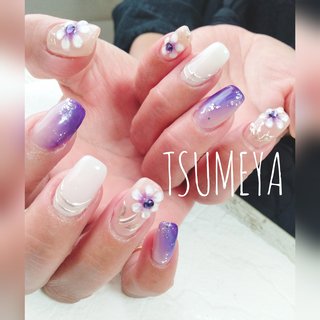 #パープル #ぷっくりネイル #ぷっくり #フラワーネイル #6月ネイル #梅雨ネイル #フラワー #推し活ネイル #春 #梅雨 #パーティー #女子会 #ハンド #グラデーション #フラワー #ミラー #ぷっくり #ロング #スクエアオフ #ホワイト #パープル #シルバー #ジェルネイル #お客様 #tsumeya #ネイルブック