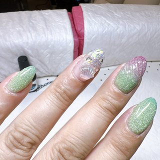 マーメイド/ピンク/グリーンのネイルデザイン｜ネイルブック 