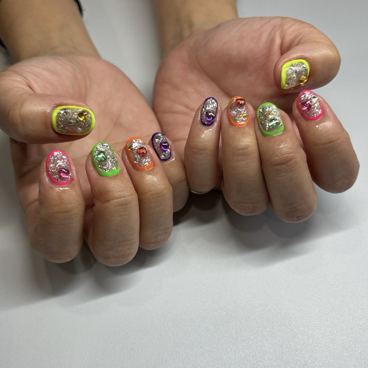 ライブ/ハンド/ショート/ラウンド/ジェルネイル - mikiのネイル