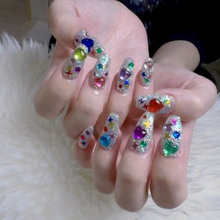 宝石💅 
#カラフルネイル #ラメネイル #スクエアネイル #きらきらネイル #ハートネイル #シルバーネイル #スカルプネイル #推しネイル #ギャルネイル #宝石ネイル #個性的ネイル #派手ネイル #渋谷ネイルサロン #ラメ #ハート #キラキラ #スクエア #シルバー #カラフル #かおる #ネイルブック