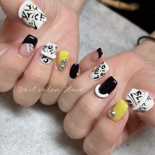  #夏 #オールシーズン #ハンド #ショート #スクエア #ホワイト #イエロー #ブラック #ジェルネイル #お客様 #Nail Fleur_Maki.Futsuki #ネイルブック